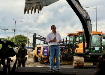 Presidente Daniel Noboa aseguró que iniciarán trabajos en la vía Machala – Guayaquil