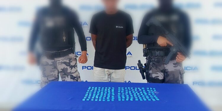 Aprehendido con 136 sobres de sustancias ilícitas
