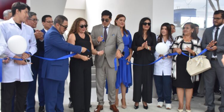 Nuevo bloque de aulas para la carrera de Medicina de la UTMACH