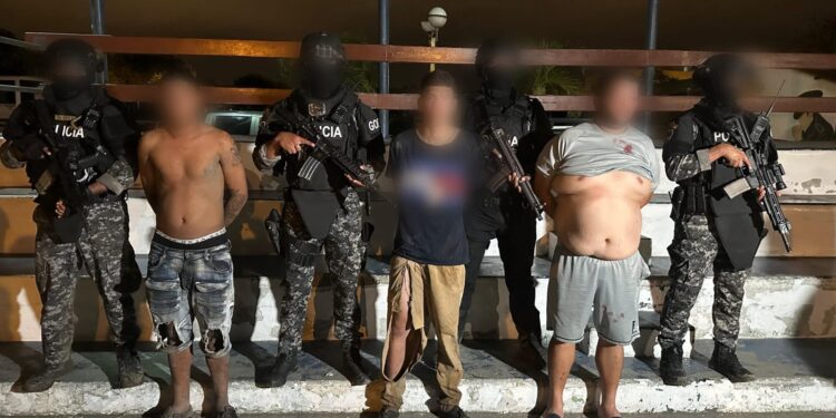En una casa abandonada encontraron a un hombre secuestrado