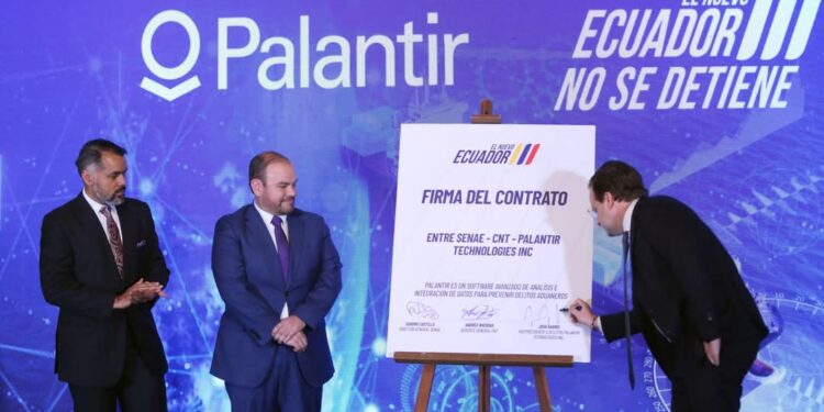 Implementación de tecnología avanzada para combatir delitos aduaneros en Ecuador