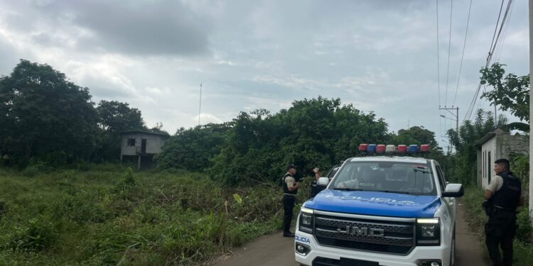 Hallan un cadáver en estado de descomposición en una casa abandonada