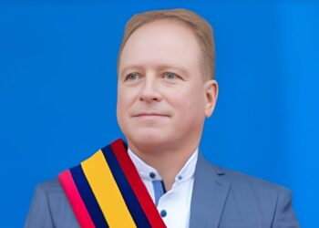 Concejales de Loja remueven al alcalde Franco Quezada