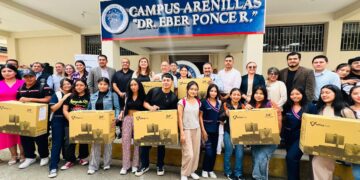 UTMACH fortalece su Campus Arenillas con equipos informáticos de última tecnología entregados por Prefectura