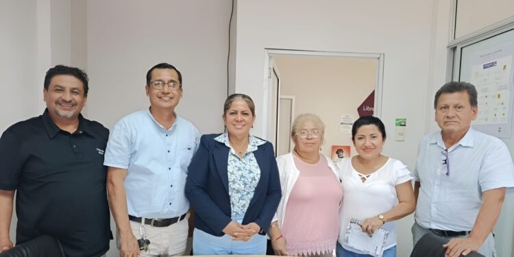 Reunión de trabajo fortalece la educación en Balosa