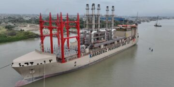 Celec iniciará contratación de “energía flotante”