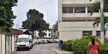 Le dispararon en el abdomen cuando intentó escapar