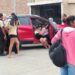 Conducía un vehículo cuando lo mataron
