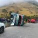 Cuatro muertos en volcamiento de bus