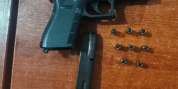 Unas fotografías permitieron que un sujeto sea detenido por tenencia de arma de fuego