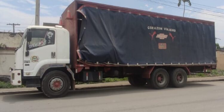 En Barbones se recupera camión robado en Machala