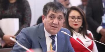 Fiscal General subrogante renunció