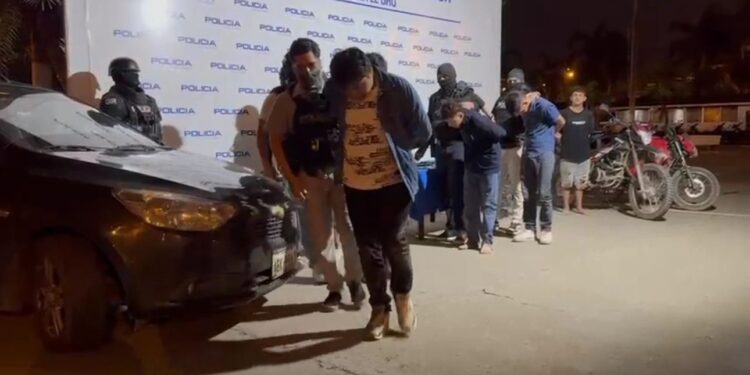 La UNASE desmantela redes de extorsión y evita pago de USD 45.000