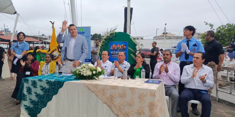 Estudiantes de Bachillerato Técnico de Machala presentan proyectos innovadores