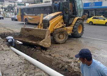 Aguas Machala EP ejecuta mejoras en la red de alcantarillado sanitario
