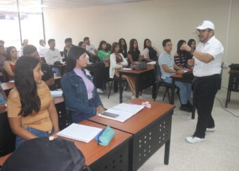 UTMACH amplía oportunidades educativas en El Oro