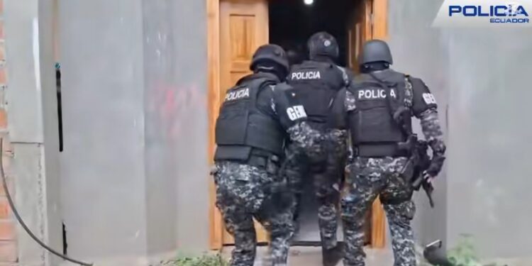 Tras masacre, que dejó seis muertos, se ejecutaron 20 allanamientos en Puerto López