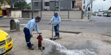 Aguas Machala EP trabaja de manera continua para restablecer el servicio de agua potable