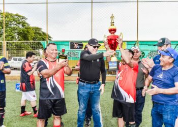 Bomberos Machala cierra con éxito el campeonato interno de Fulbito