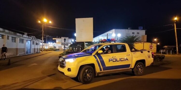 Caminaba a la casa de su tía cuando le dispararon