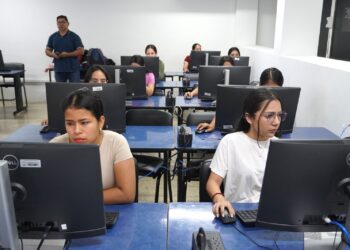 Aspirantes a un cupo en la UTMACH deberán registrarse del 16 al 27 de febrero