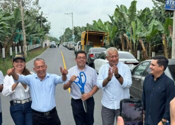 El Guabo celebra culminación de obra vial que impulsará el desarrollo local