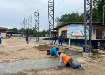 El Guabo fortalece la educación con nueva infraestructura deportiva en Colegio Velasco Ibarra