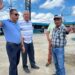 Alcalde de El Guabo visita colegio y anuncia nueva cubierta metálica