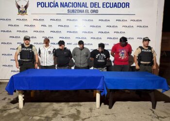 Cinco aprehendidos por atacar a agentes de tránsito
