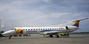 Un avión comercial con 15 personas a bordo desapareció cerca de la frontera con Venezuela