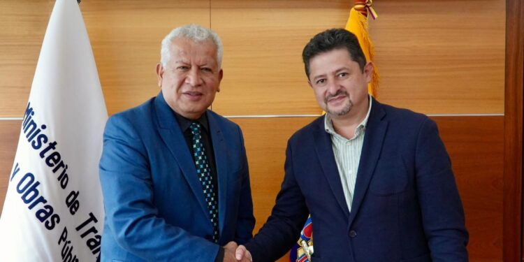 Alcalde de El Guabo y Viceministro Elmir impulsan acceso a vivienda digna