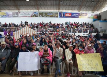 Gobierno entrega asistencia humanitaria a 4 mil afectados por lluvias en Chimborazo