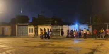 Explosivo detonó en una vivienda y también dejaron panfletos dirigidos a la policía