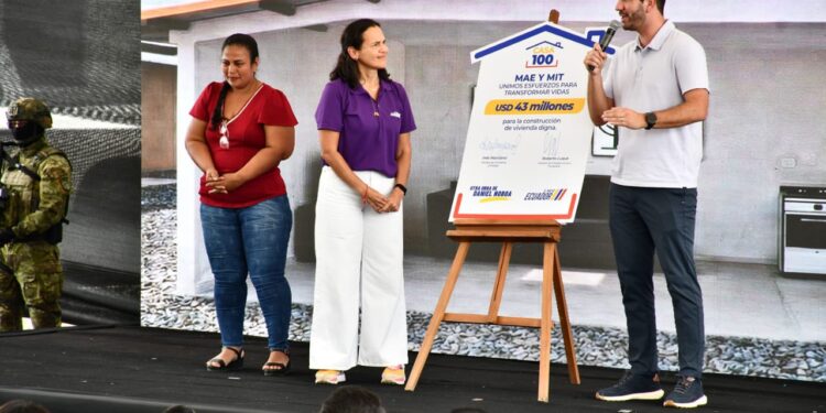 Gobierno destinará más de USD 43 millones para viviendas sociales mediante convenio interinstitucional