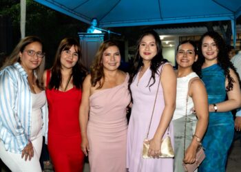 Mujeres Machaleñas celebran su Día con reflexión y compromiso