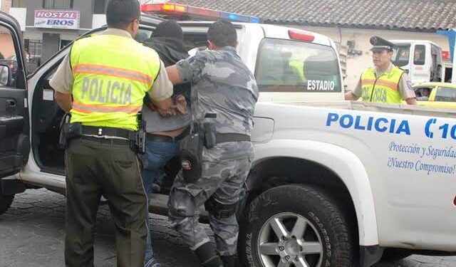 Tras la masacre se allanó una vivienda donde se encontraron explosivos y panfletos
