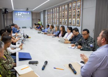 Gobernador Francisco Minuche lidera fortalecimiento de políticas públicas en El Oro