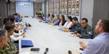 Gobernador Francisco Minuche lidera fortalecimiento de políticas públicas en El Oro