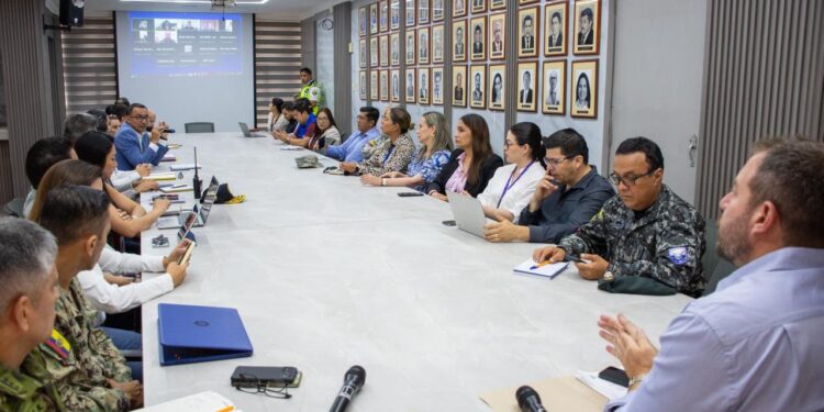 Gobernador Francisco Minuche lidera fortalecimiento de políticas públicas en El Oro