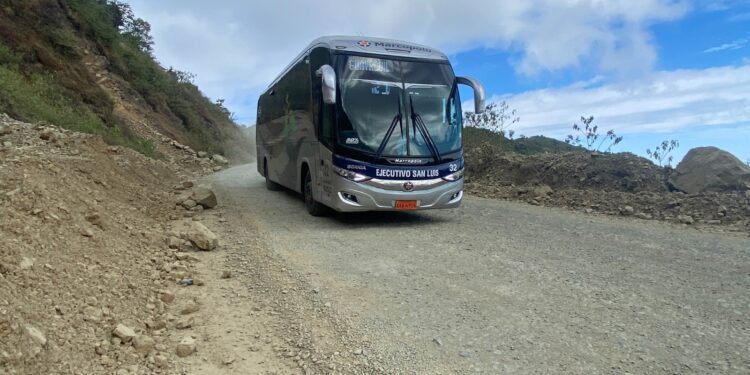 Vías desde Cuenca hacia Machala están parcialmente habilitadas