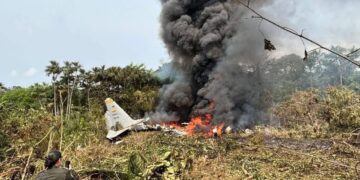 8 muertos y 83 heridos en tragedia aérea que enluta a las fuerzas militares de Colombia