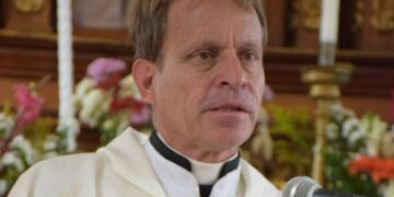 Conmoción por el asesinato de un sacerdote en su casa en Quito