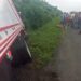 Ataque armado a un convoy de camiones dejó varios heridos
