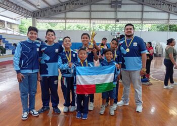 Ajedrecistas de Machala brillan con múltiples títulos en el Selectivo Nacional Escolar