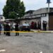 Joven caminaba cuando fue baleado por sicarios que escaparon en una moto