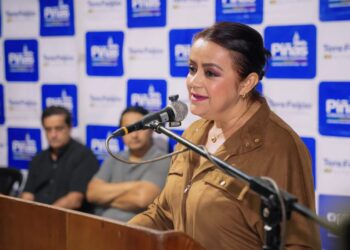 Teresa Feijóo impulsa el deporte en Tarapal con nueva infraestructura