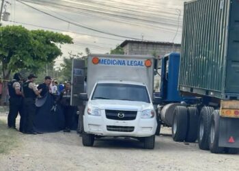 Asesinan a chofer de tráiler cuando se preparaba para iniciar su jornada laboral