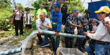 Tras cuatro años de espera, la Prefectura entrega pozo de agua en beneficio de cinco comunidades
