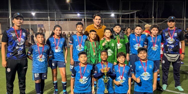 Andrés Vázquez impulsa el deporte formativo en equipos infantiles