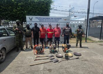 Operativo conjunto contra la minería ilegal en Torata deja tres aprehendidos e inhabilitación de maquinaria